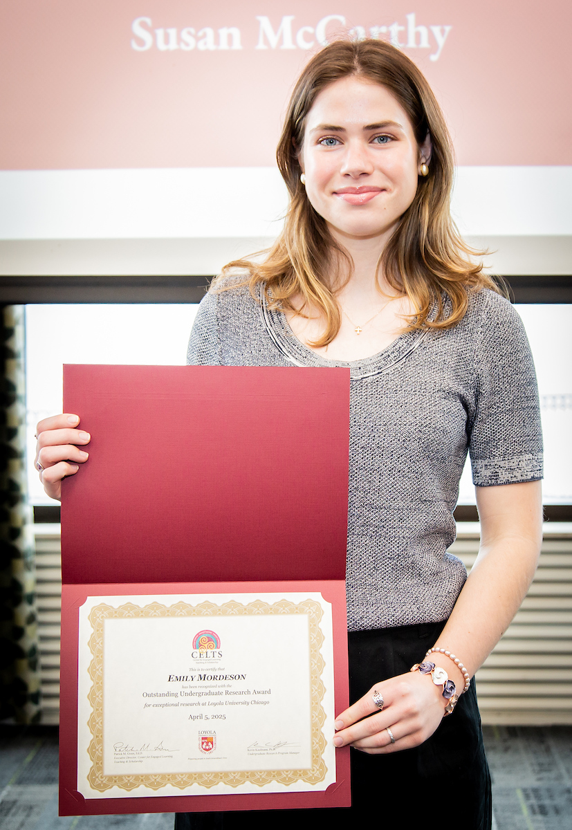Emily Mordeson Awarded URES Outstanding Undergrad Research Award